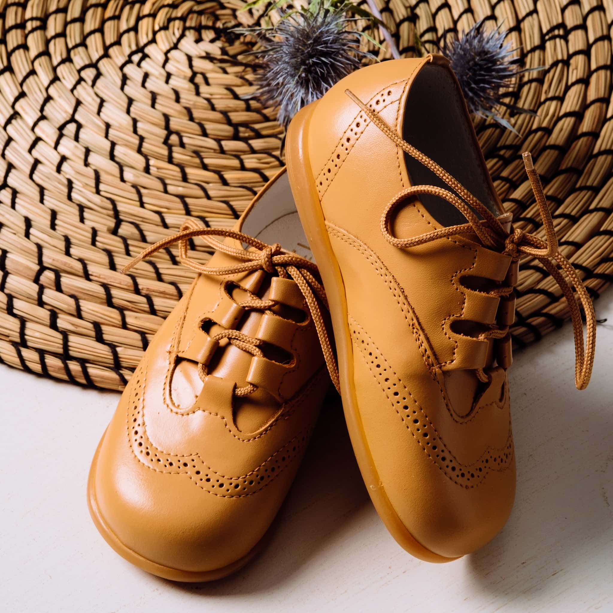 Zapatos inglesitos piel camel Biguel