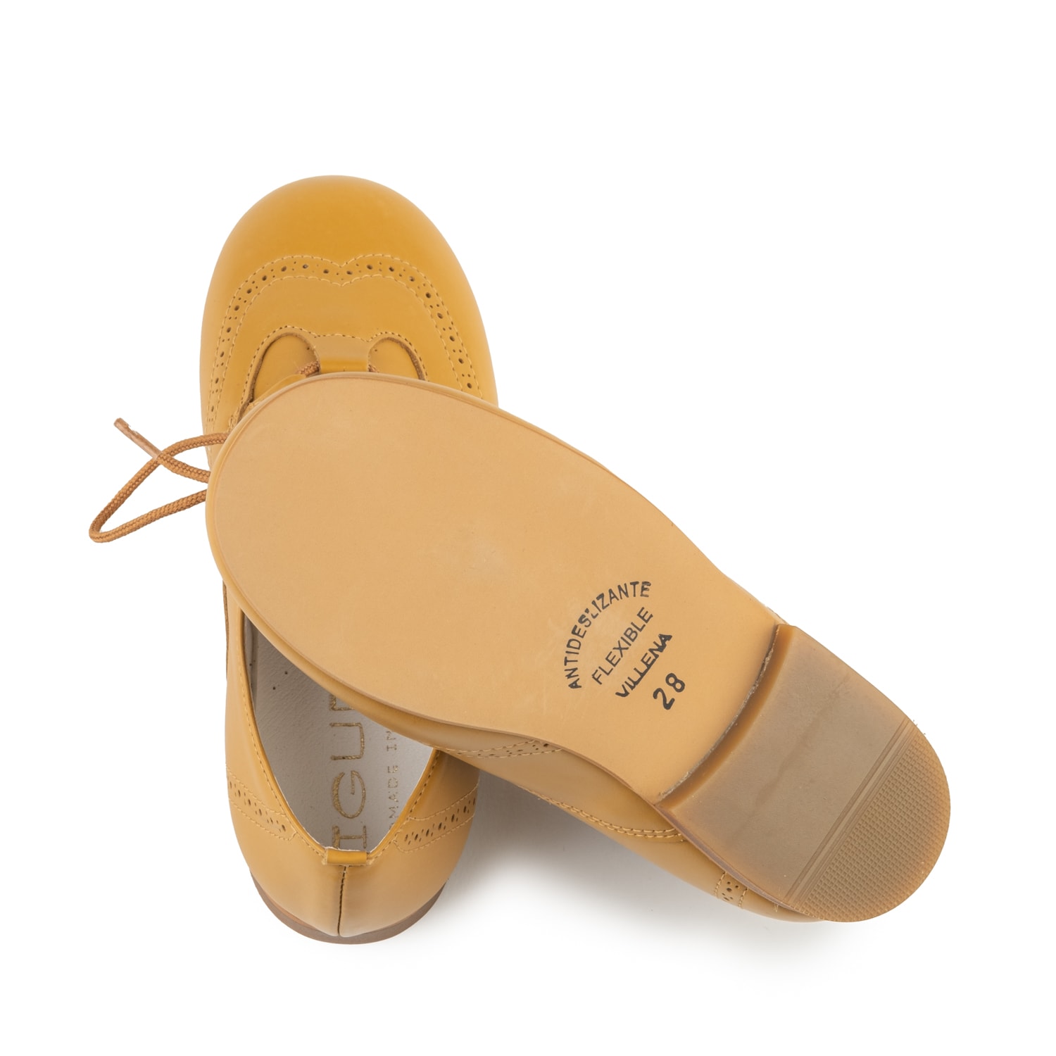 Zapatos inglesitos piel camel Biguel