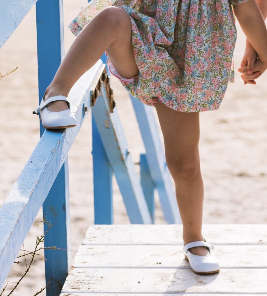 Zapatos Ni&ntilde;a Francesita piel Blanco Biguel