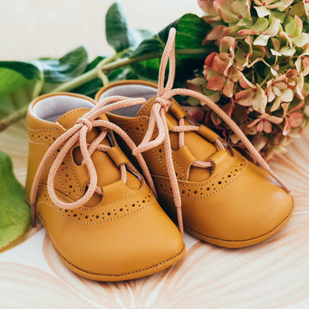 Botas Bebe sin suela Cordones Camel