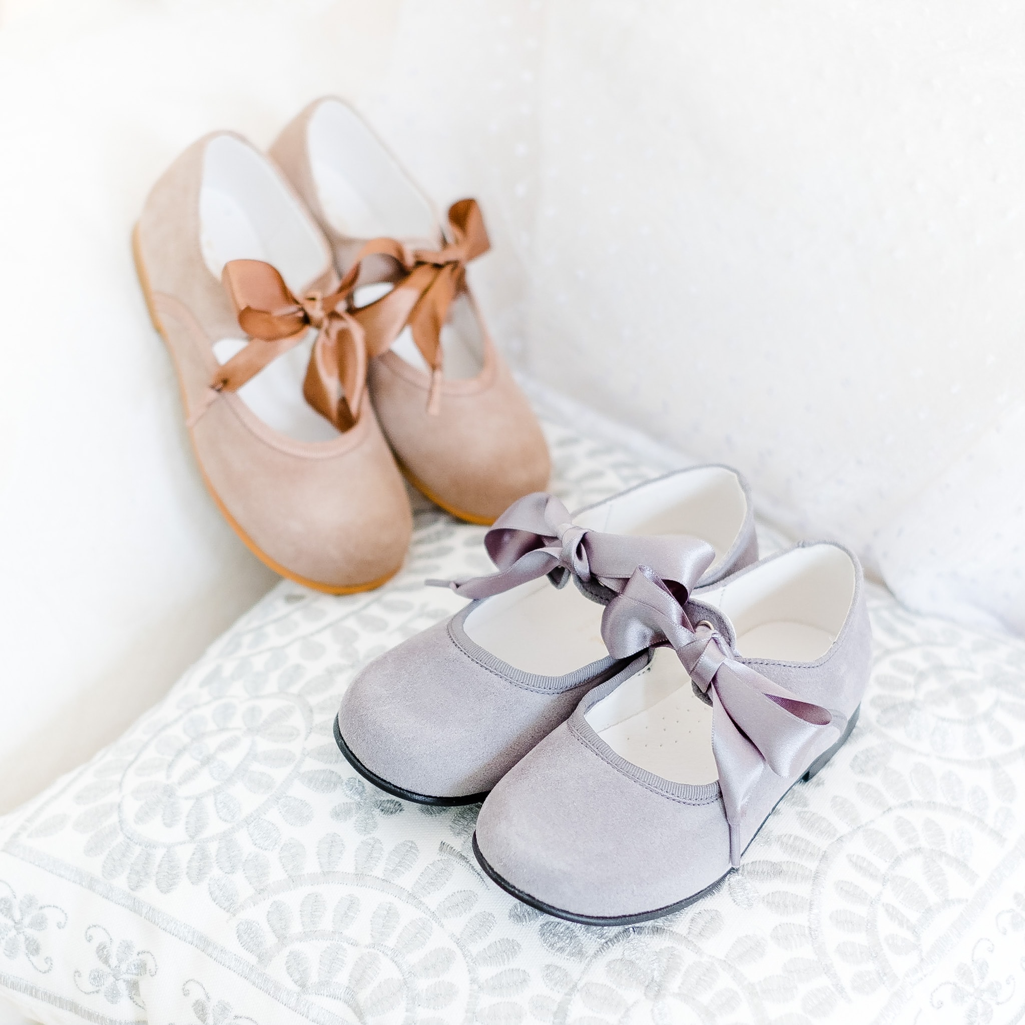 Zapatos bailarina niña ate lazo raso Beige Biguel